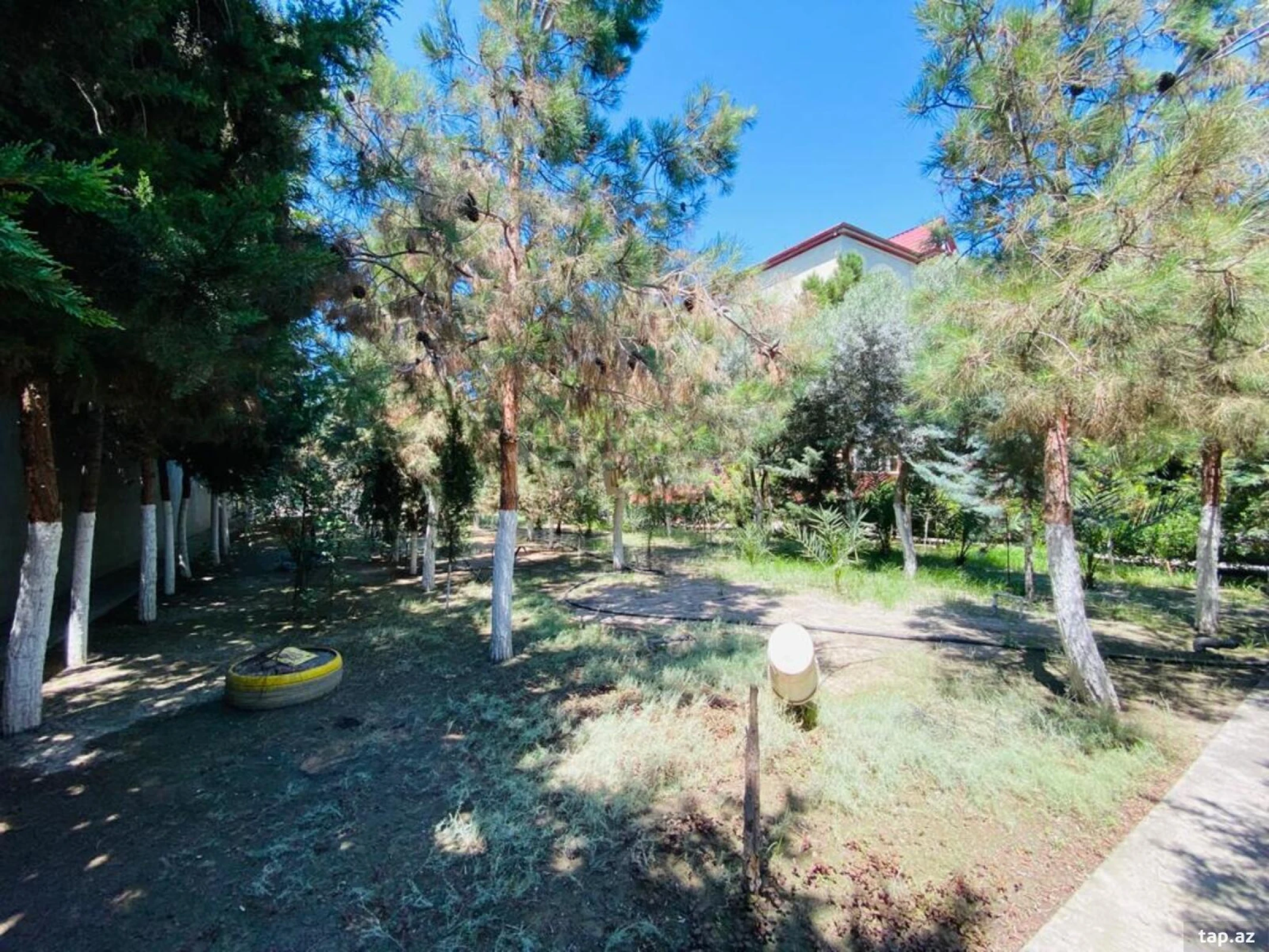 Satılır 5 otaqlı həyət evi