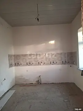 Satılır 6 otaqlı həyət evi 415 m²