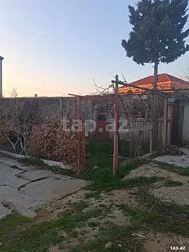 Satılır 6 otaqlı həyət evi 415 m²