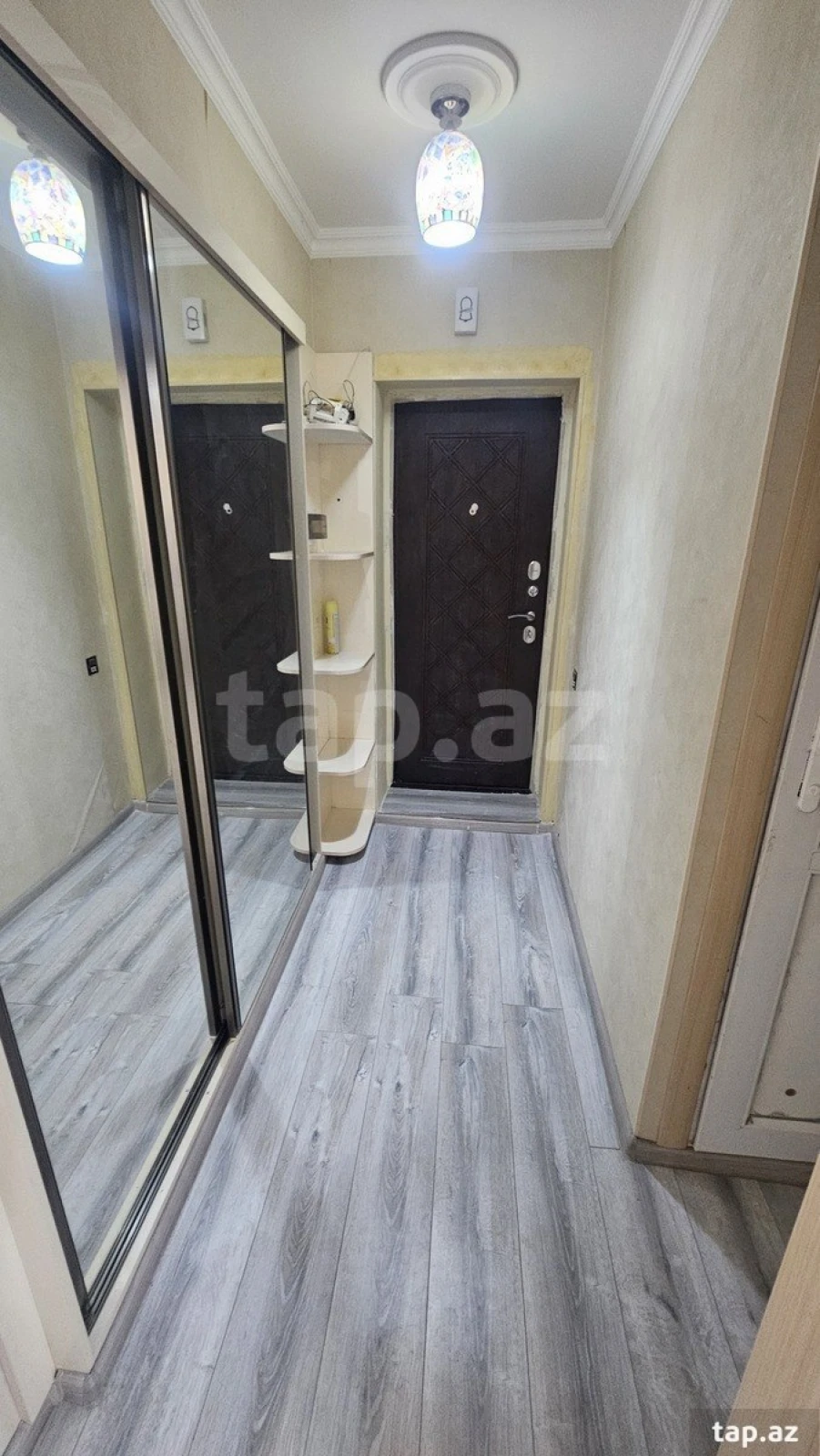 Satılır 2 otaqlı mənzil 60 m²