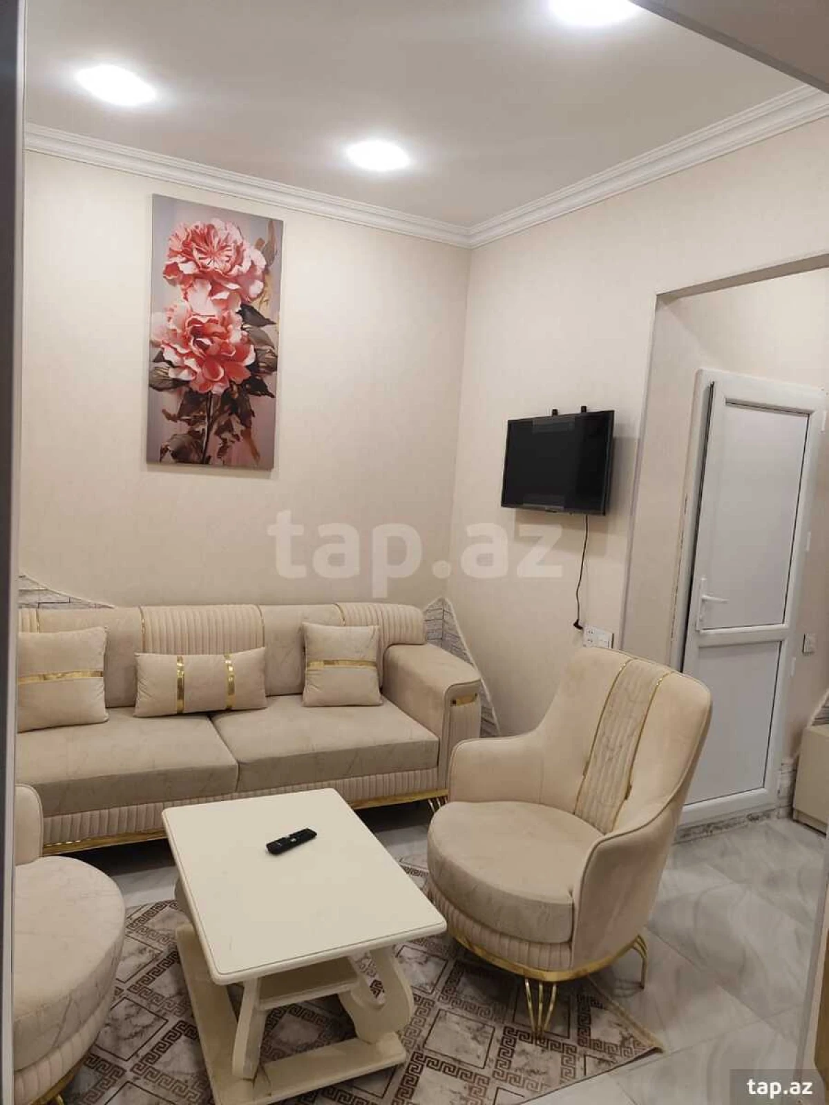 Kirayə verilir 2 otaqlı mənzil 55 m²