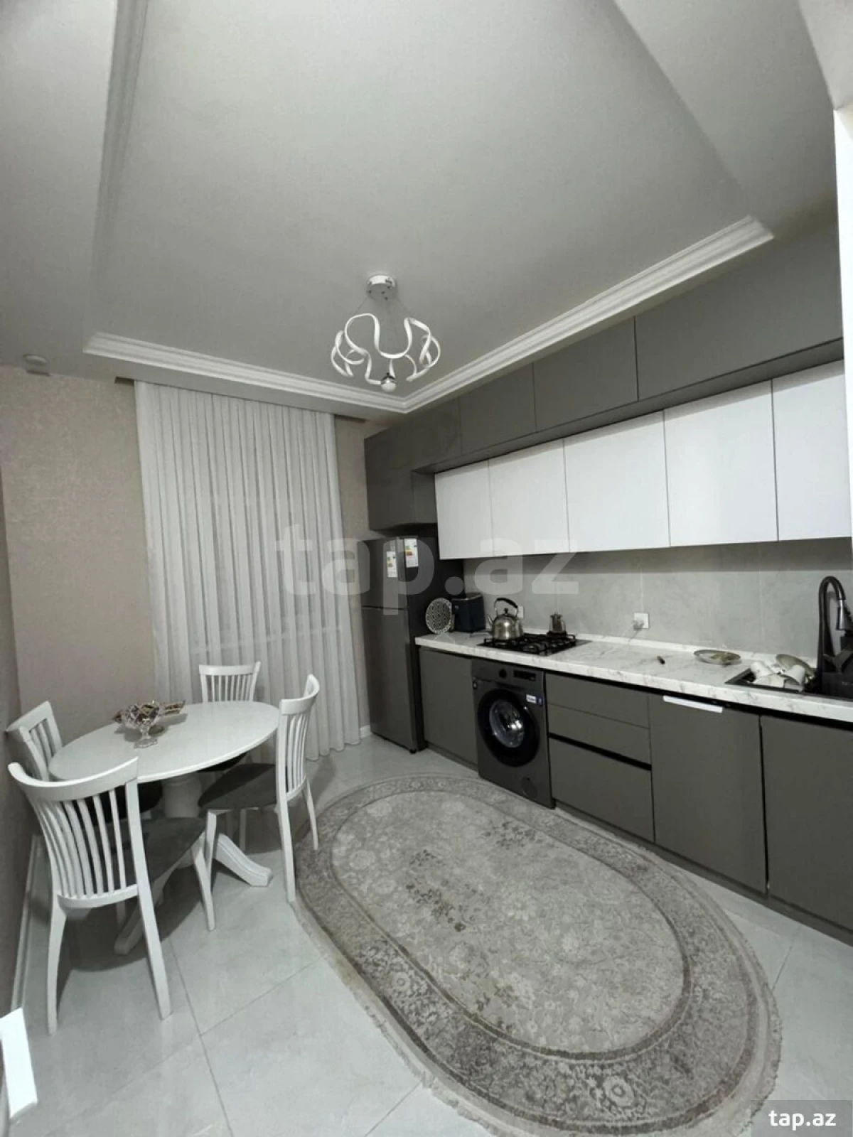 Satılır 4 otaqlı həyət evi 182 m²