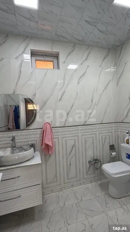 Satılır 4 otaqlı həyət evi 182 m²