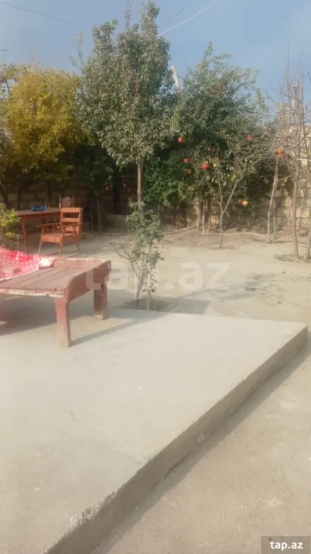 Satılır 3 otaqlı həyət evi