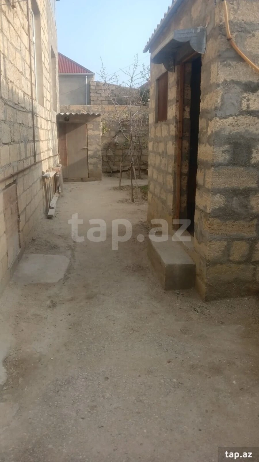 Satılır 3 otaqlı həyət evi