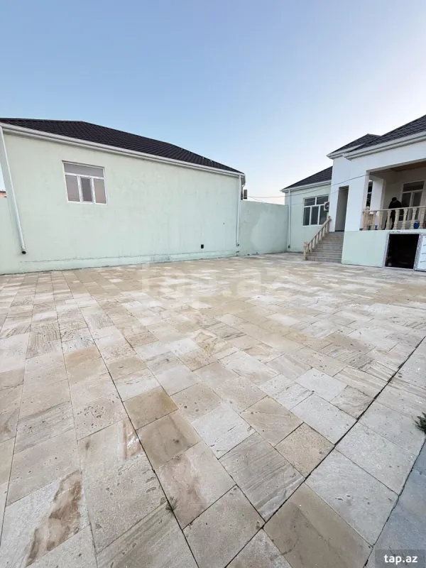 Kirayə verilir 4 otaqlı həyət evi