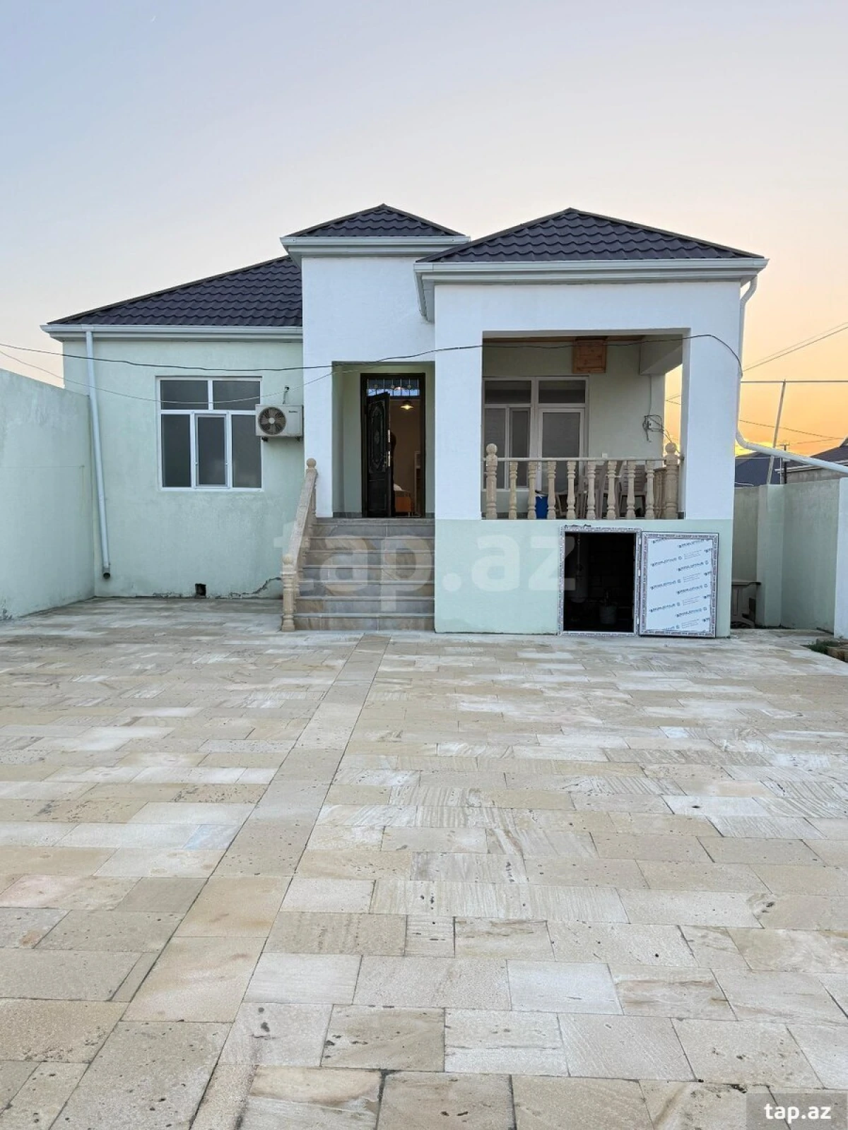 Kirayə verilir 4 otaqlı həyət evi