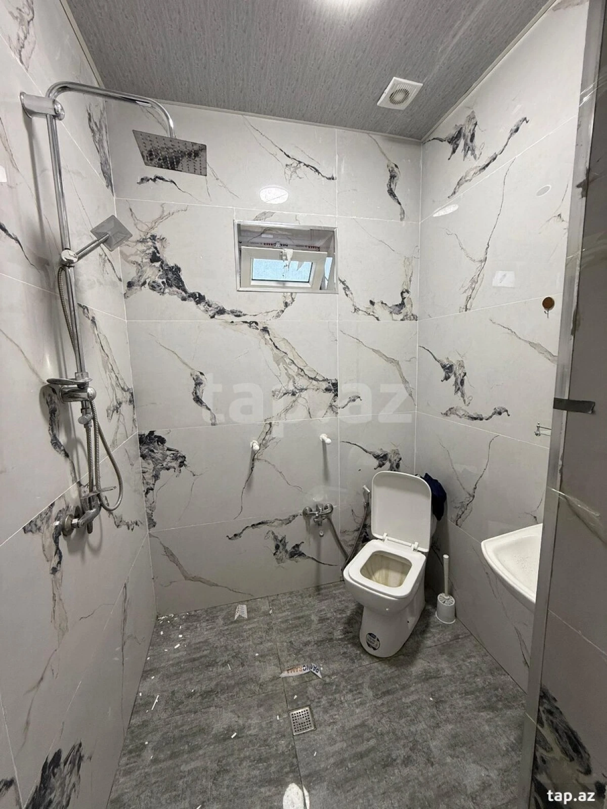 Kirayə verilir 4 otaqlı həyət evi