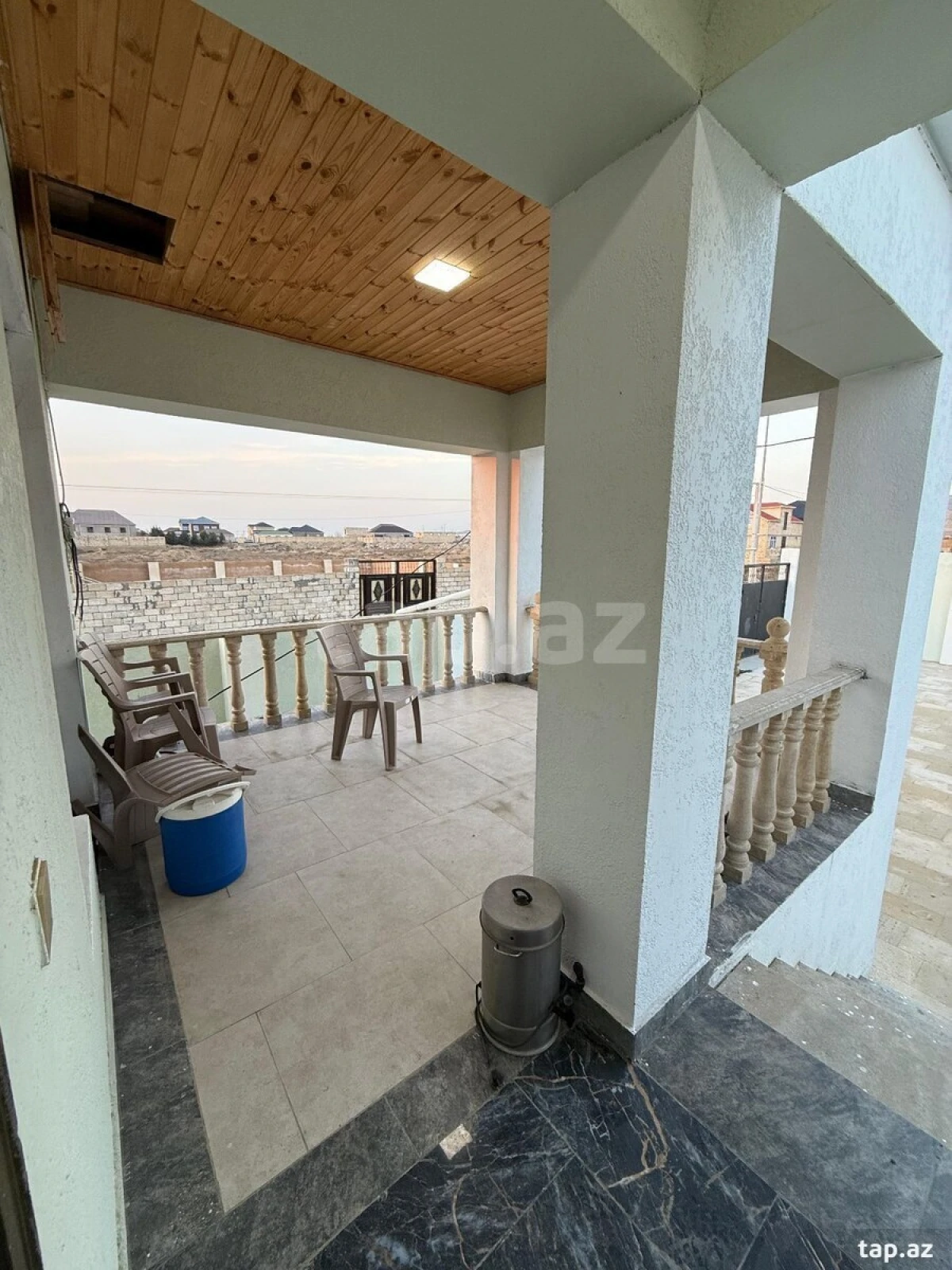 Kirayə verilir 4 otaqlı həyət evi