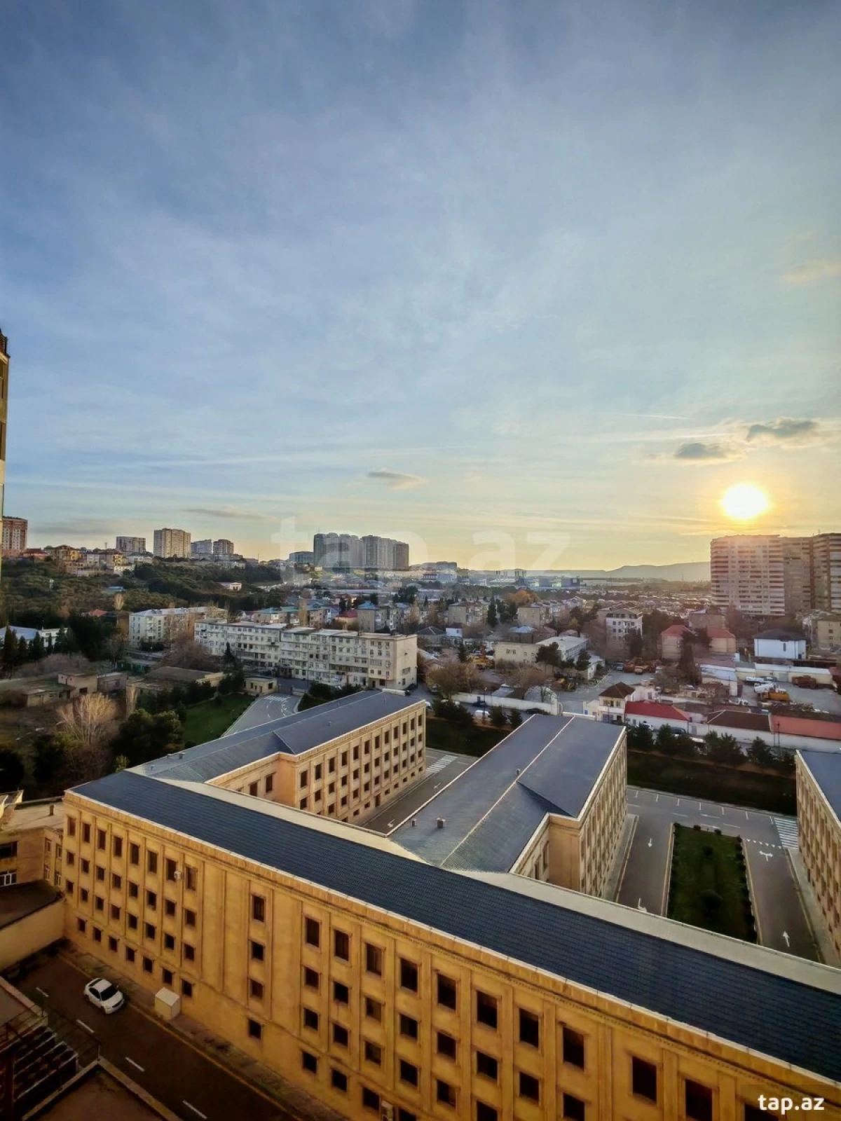 Satılır 3 otaqlı yeni tikili 87 m²