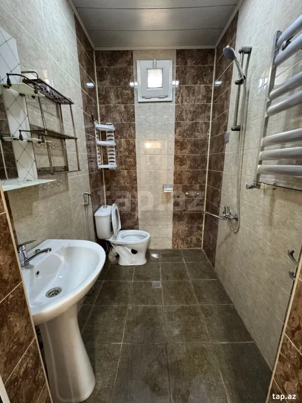 Satılır 3 otaqlı həyət evi