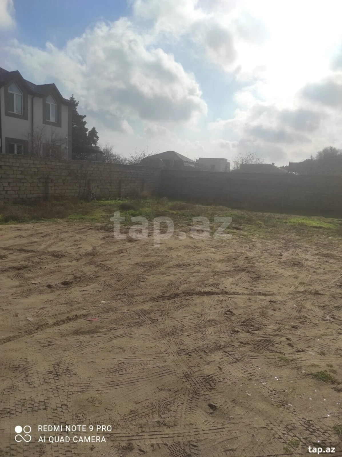 Satılır torpaq sahəsi