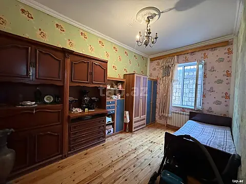 Satılır 5 otaqlı həyət evi