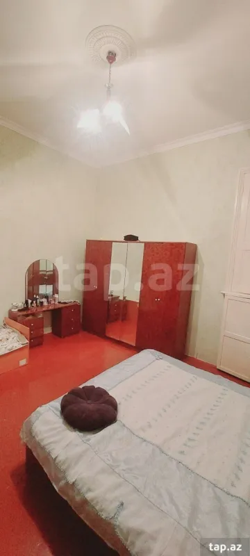 Satılır 3 otaqlı mənzil 80 m²