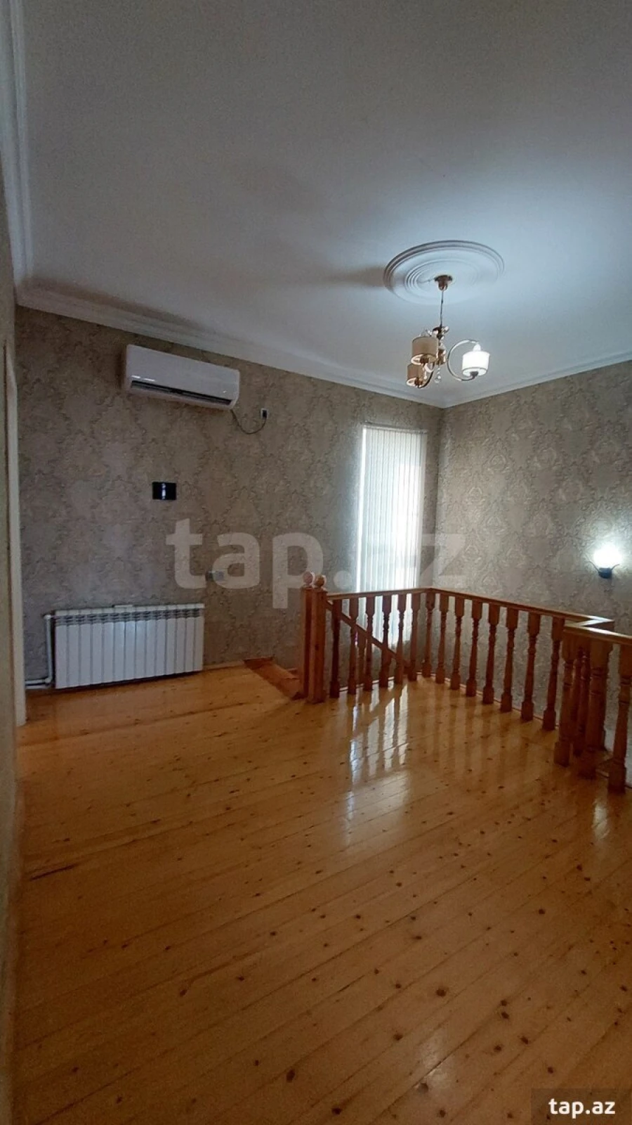 Satılır 4 otaqlı həyət evi