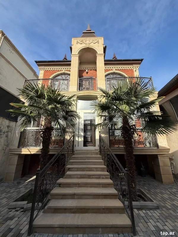 Satılır 4 otaqlı həyət evi