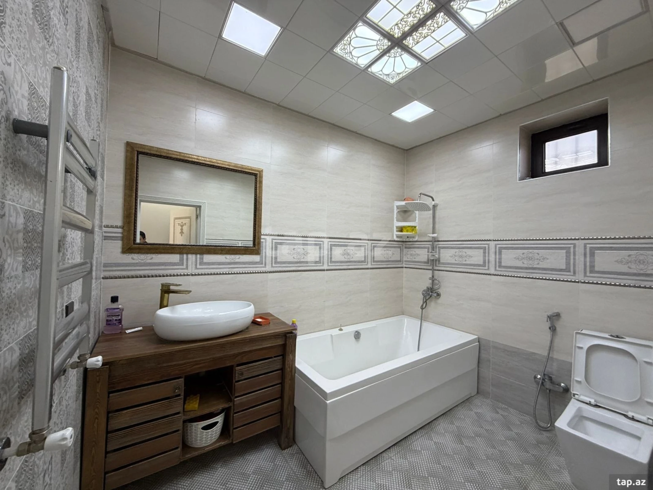 Satılır 4 otaqlı həyət evi