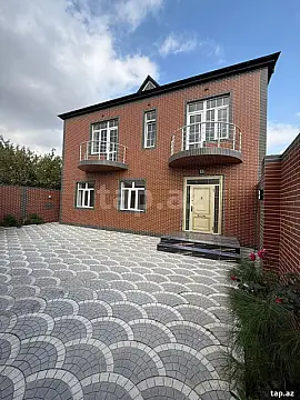Satılır 7 otaqlı həyət evi — Bakı 7 otaq
