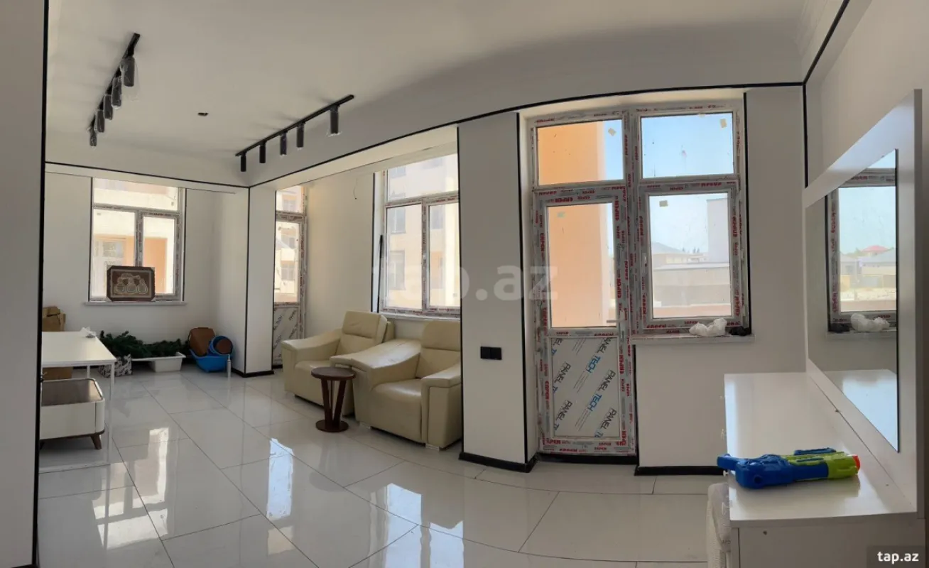 Satılır 2 otaqlı yeni tikili 73 m²