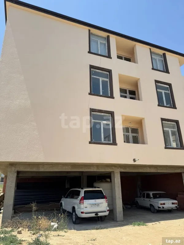 Satılır 2 otaqlı yeni tikili 73 m²