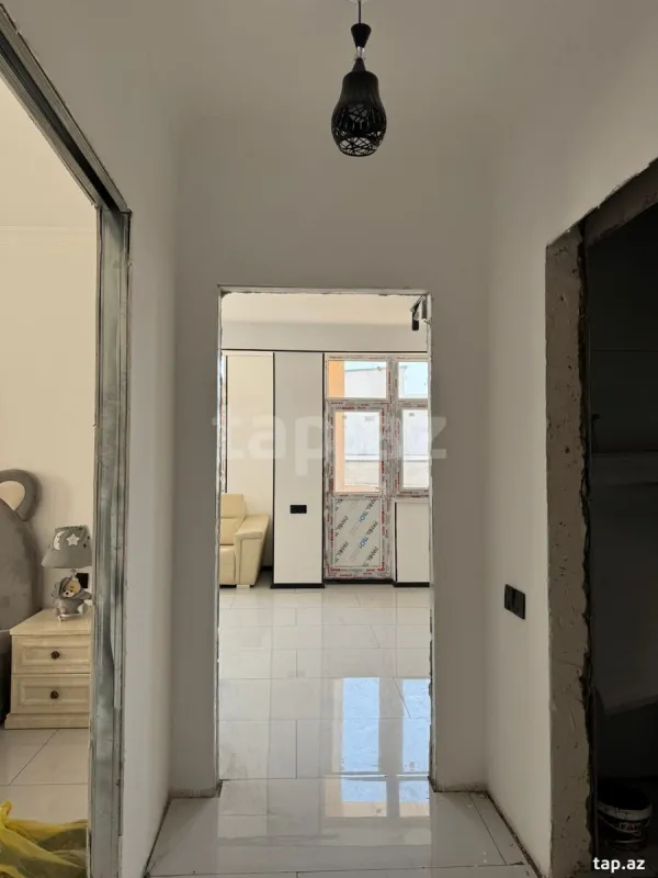 Satılır 2 otaqlı yeni tikili 73 m²