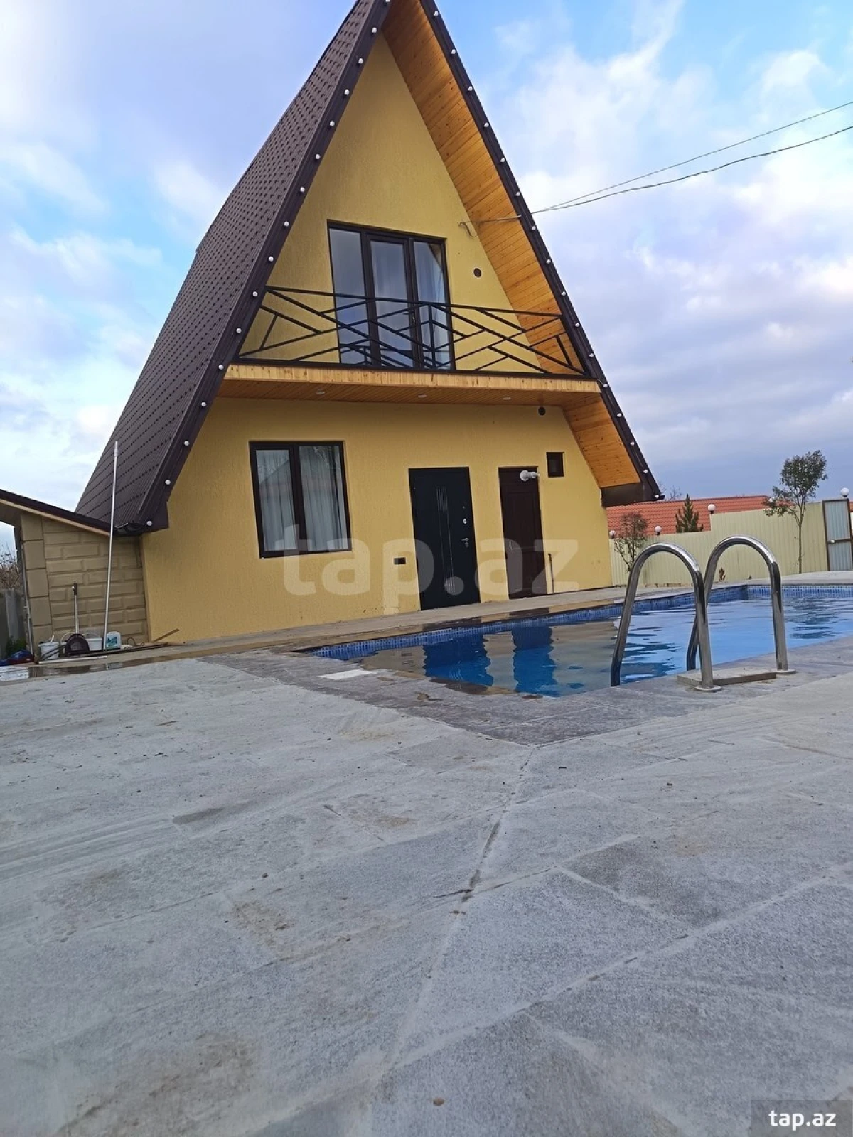 Kirayə verilir 3 otaqlı həyət evi 100 m²