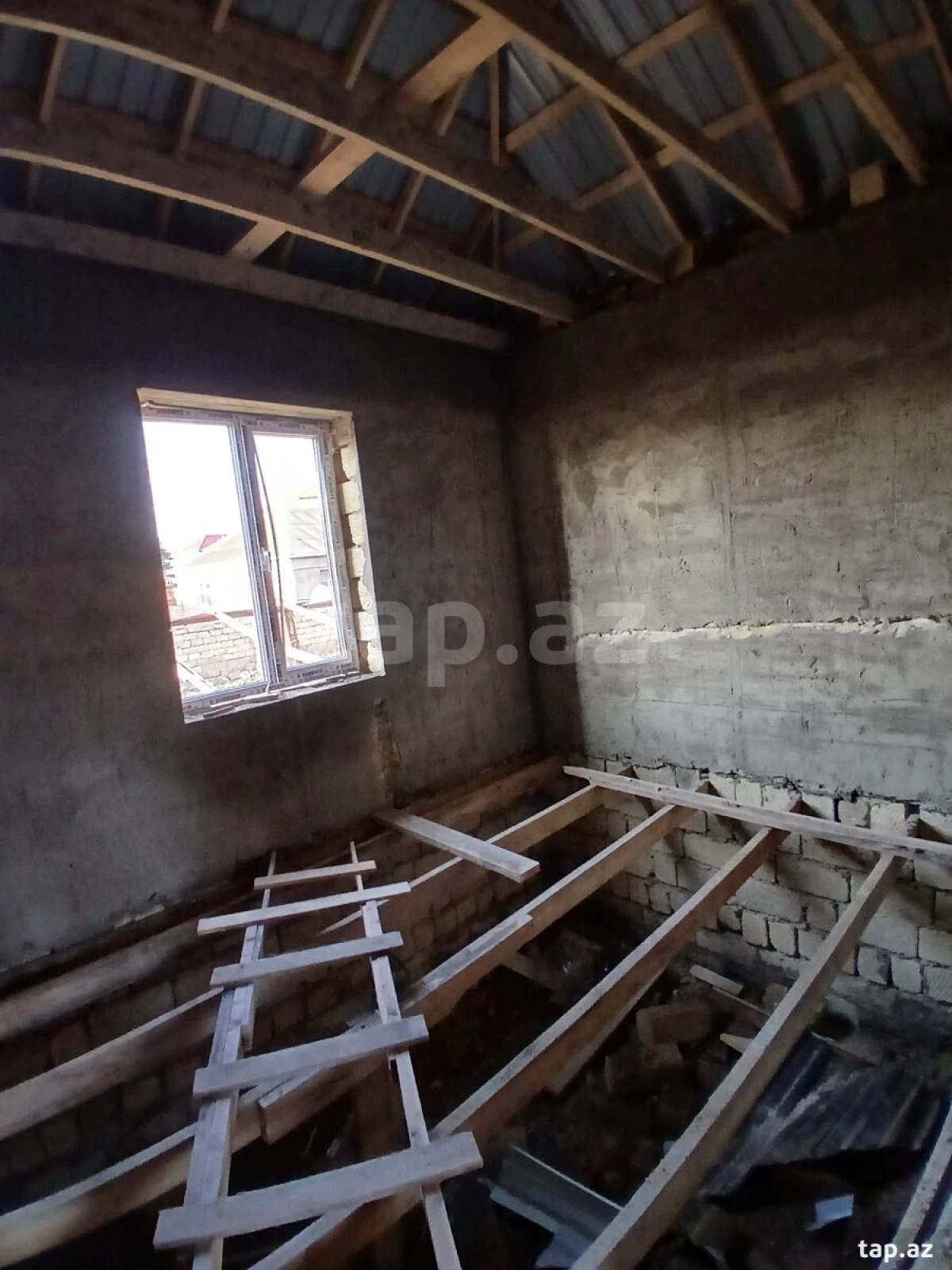 Satılır 2 otaqlı həyət evi 50 m²