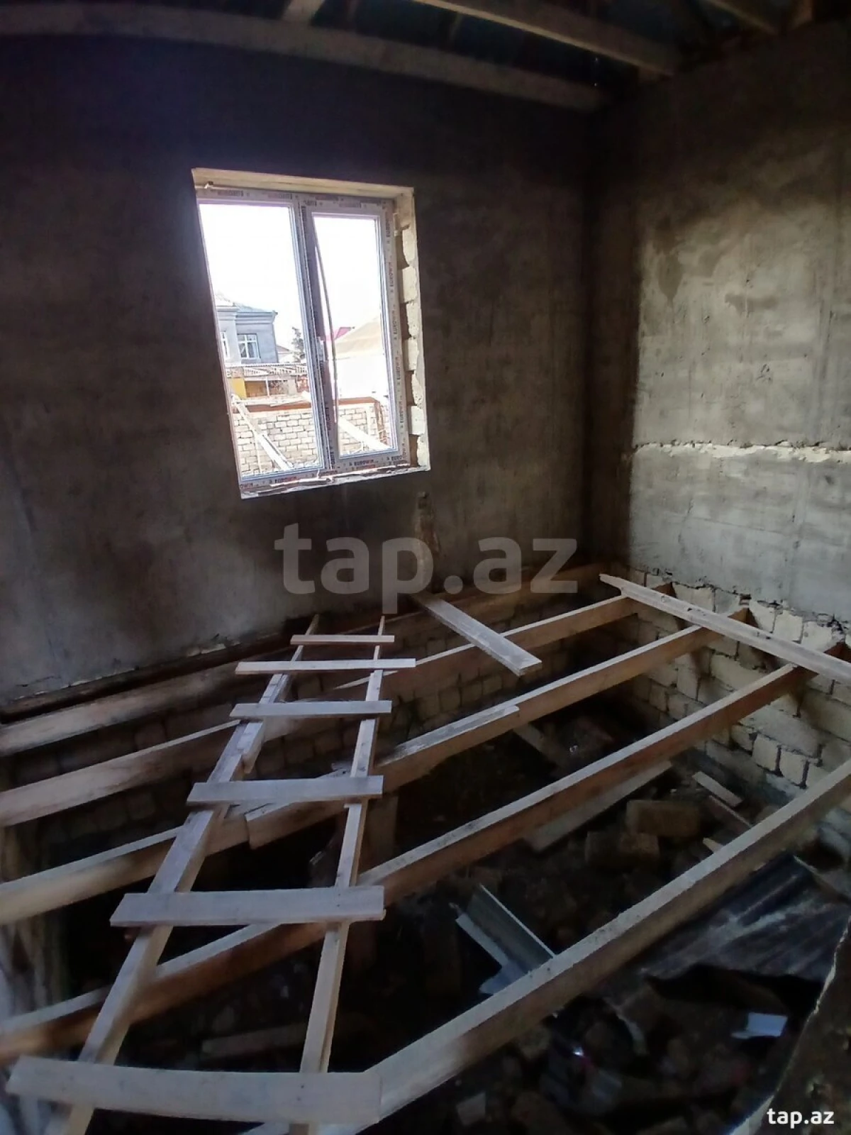 Satılır 2 otaqlı həyət evi 50 m²