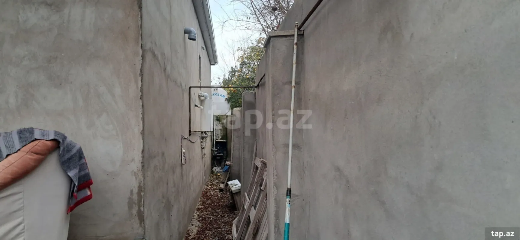 Satılır 3 otaqlı həyət evi