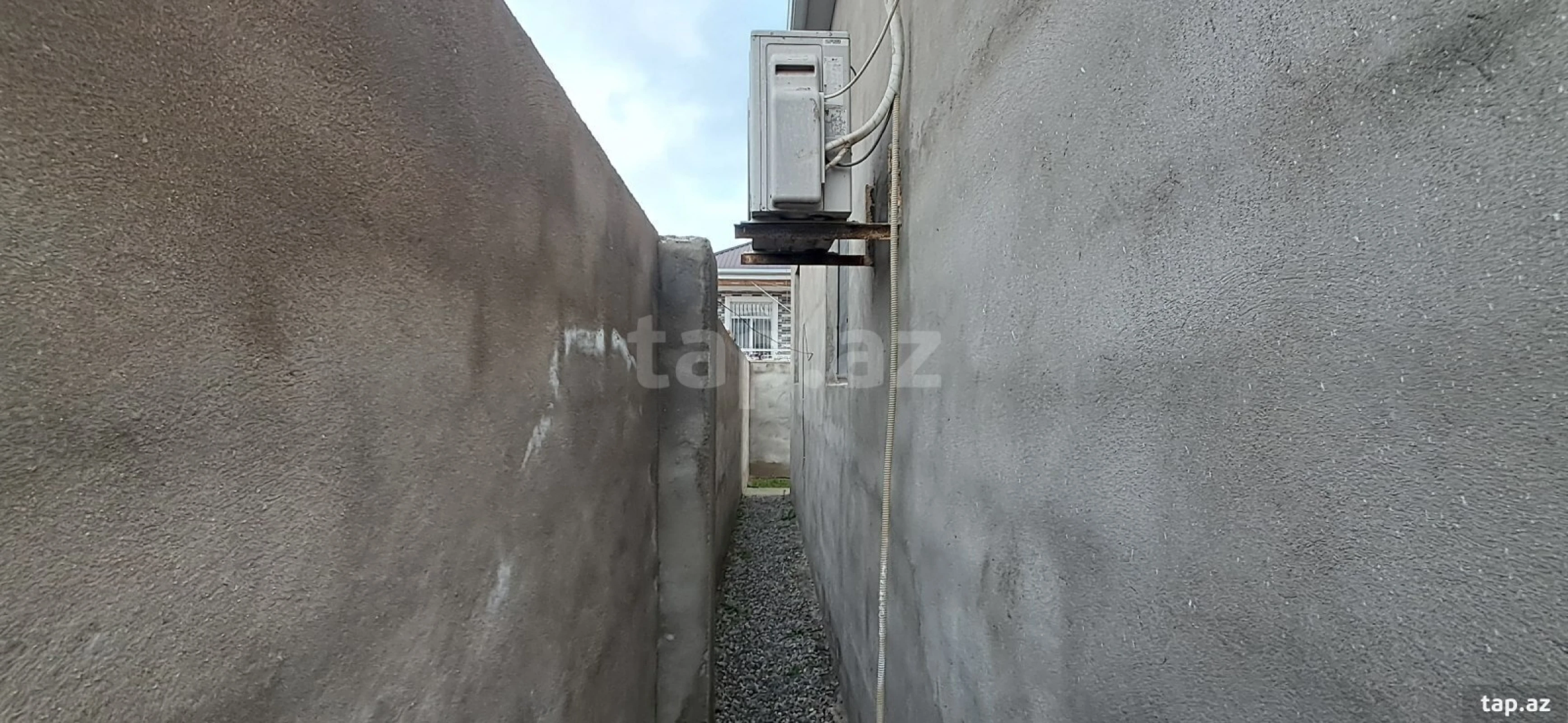 Satılır 3 otaqlı həyət evi