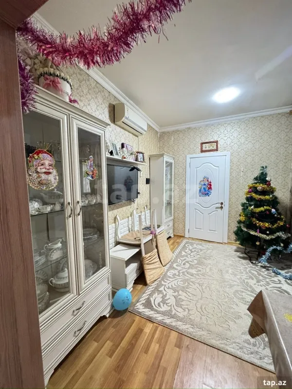 Satılır 4 otaqlı həyət evi