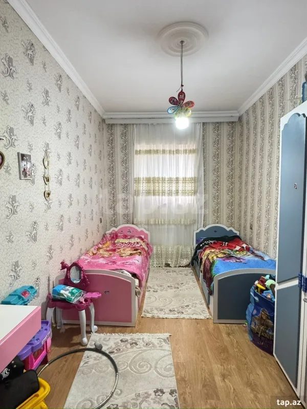 Satılır 4 otaqlı həyət evi