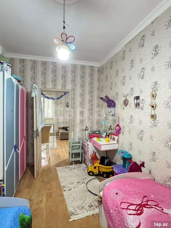 Satılır 4 otaqlı həyət evi