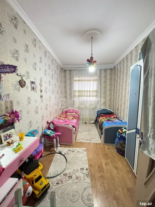 Satılır 4 otaqlı həyət evi