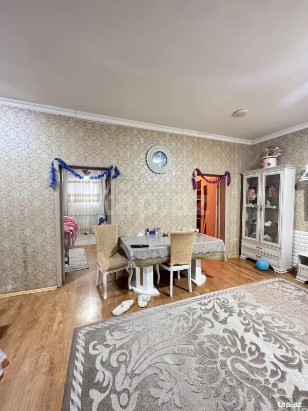 Satılır 4 otaqlı həyət evi