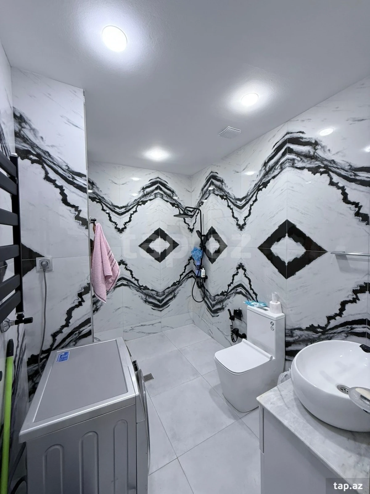 Kirayə verilir 2 otaqlı yeni tikili 52 m²