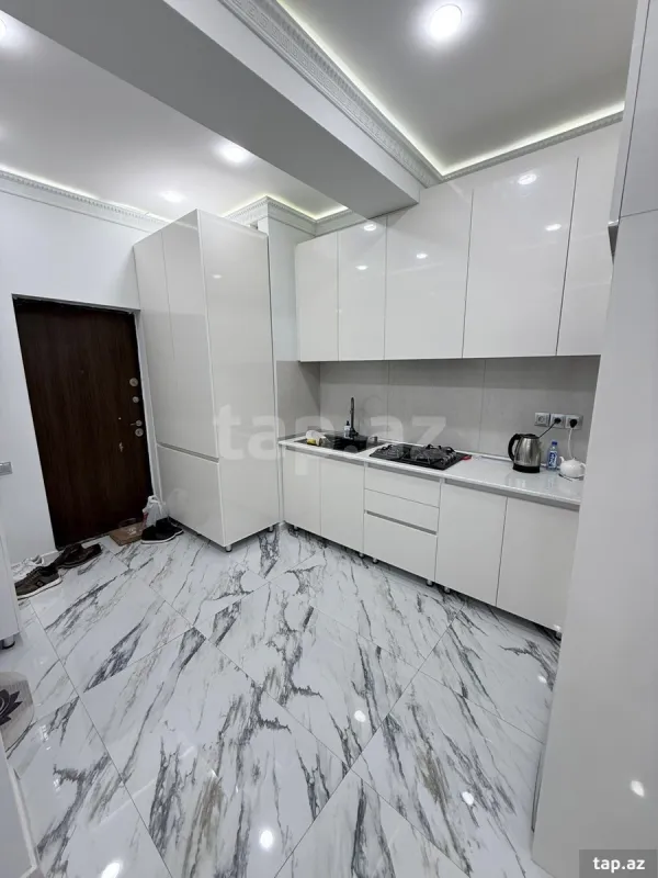 Kirayə verilir 2 otaqlı yeni tikili 52 m²
