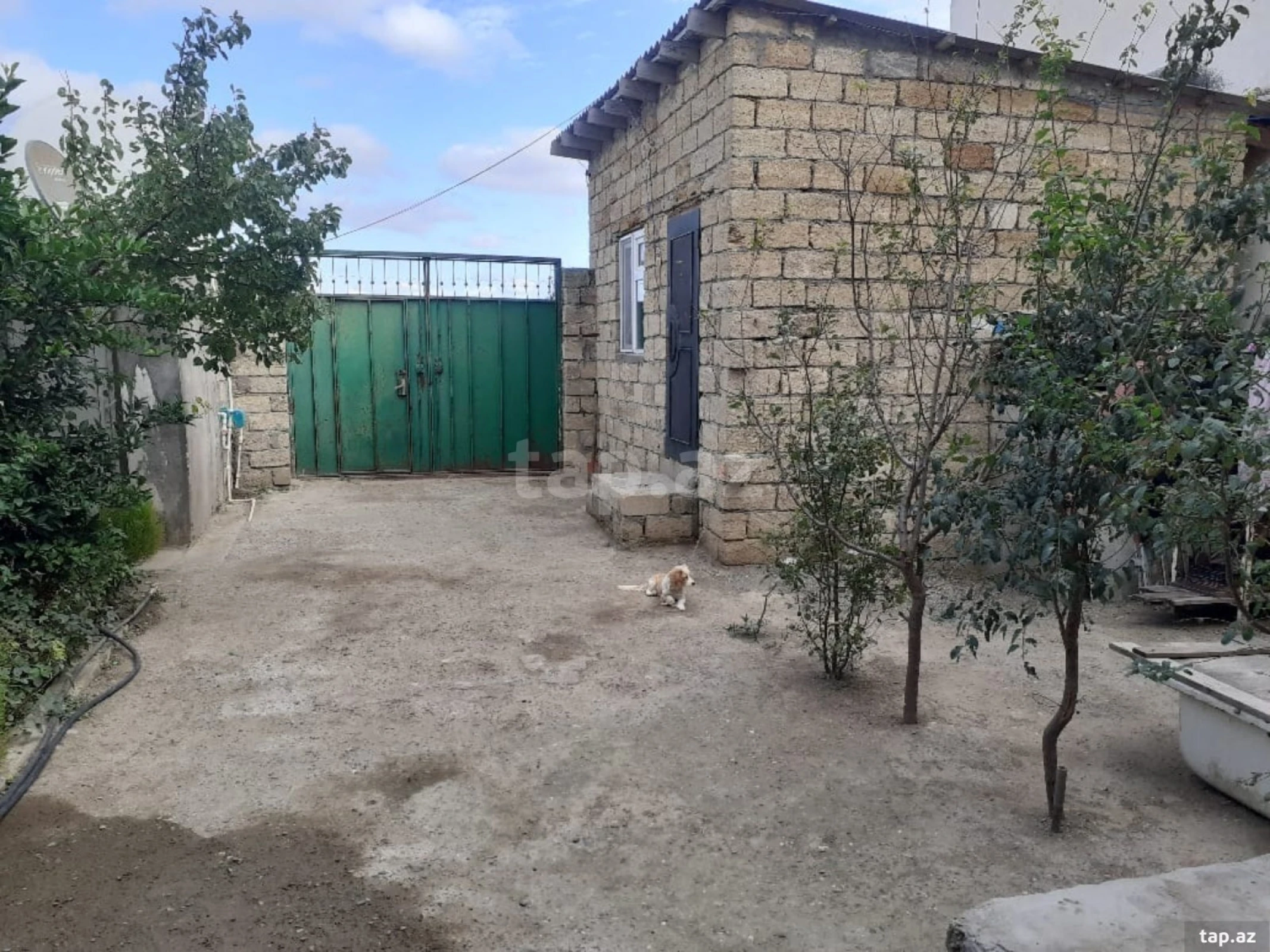 Satılır 4 otaqlı həyət evi