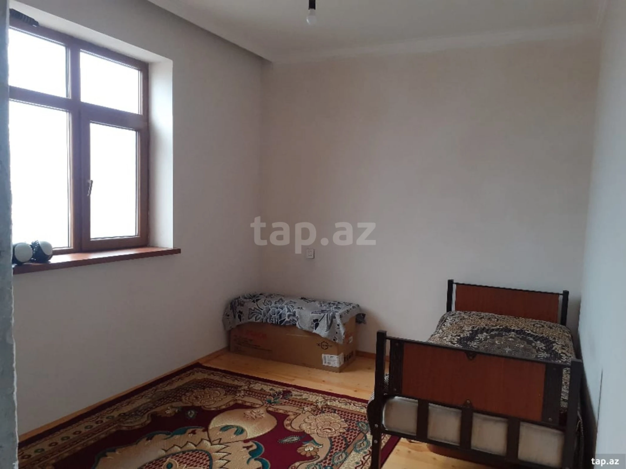 Satılır 4 otaqlı həyət evi