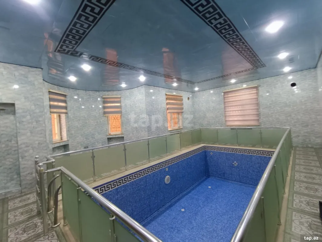 Satılır 7 otaqlı həyət evi