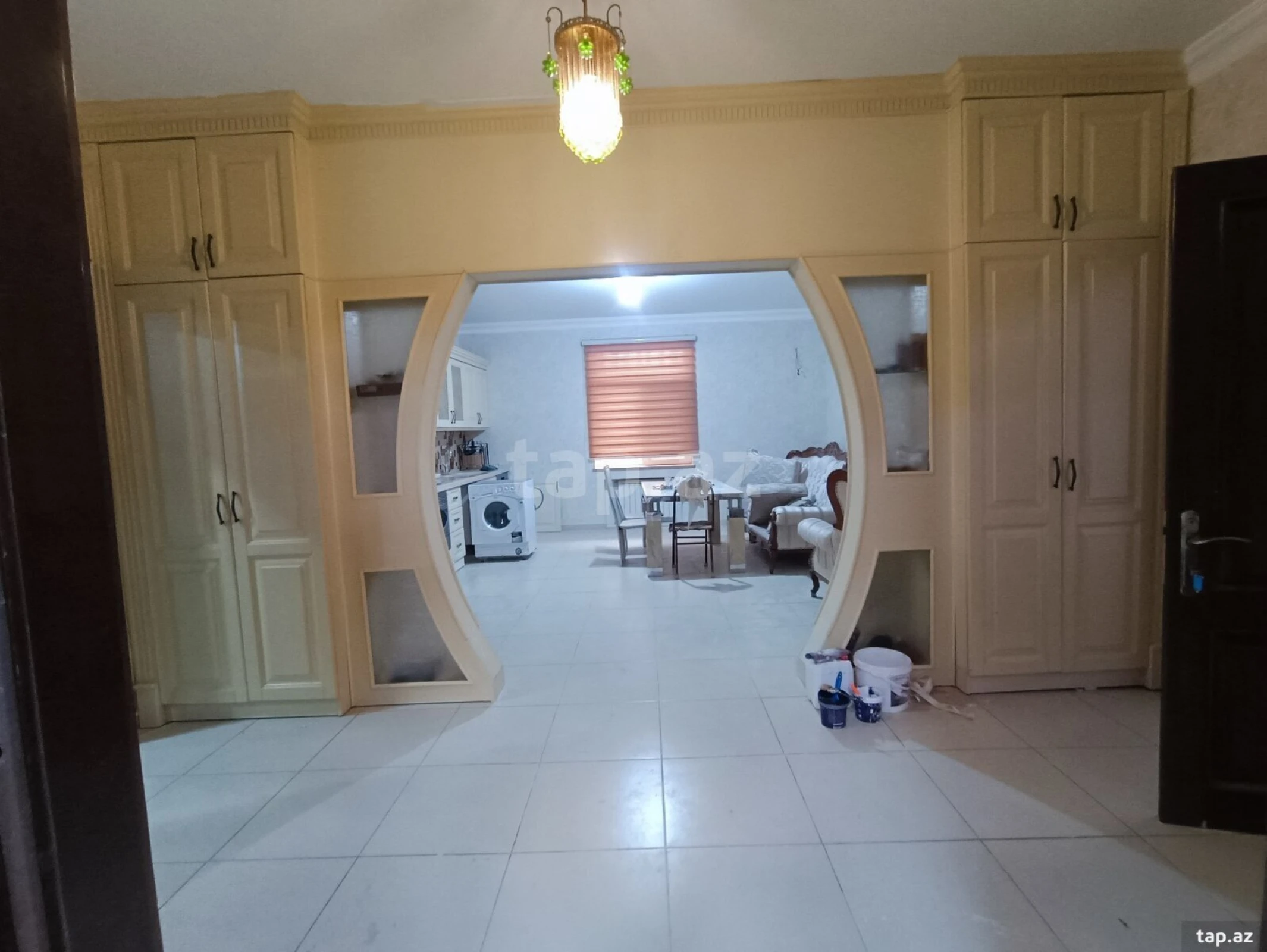 Satılır 7 otaqlı həyət evi