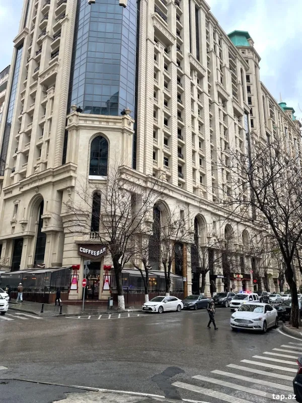 Satılır 2 otaqlı yeni tikili 108 m²