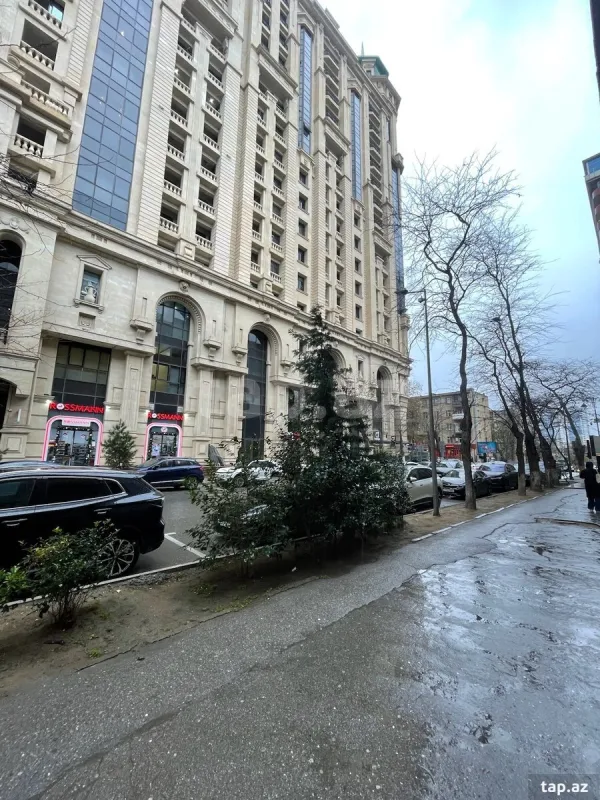 Satılır 2 otaqlı yeni tikili 108 m²