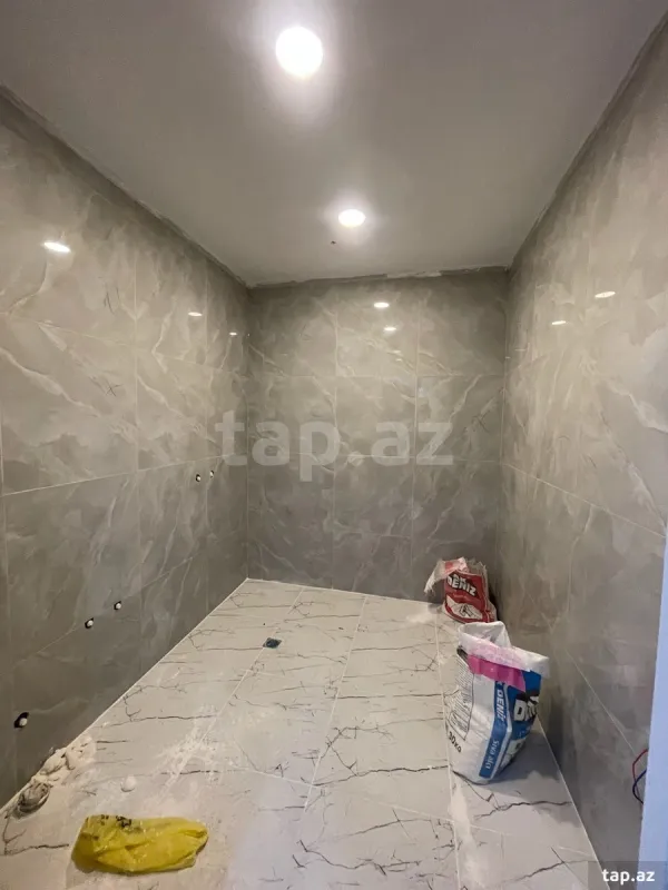Satılır 2 otaqlı yeni tikili 108 m²