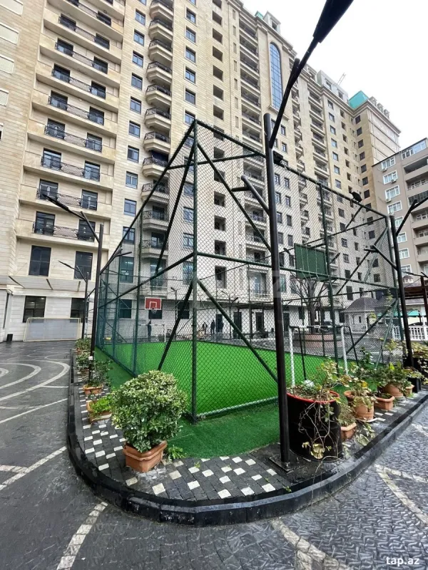 Satılır 2 otaqlı yeni tikili 108 m²