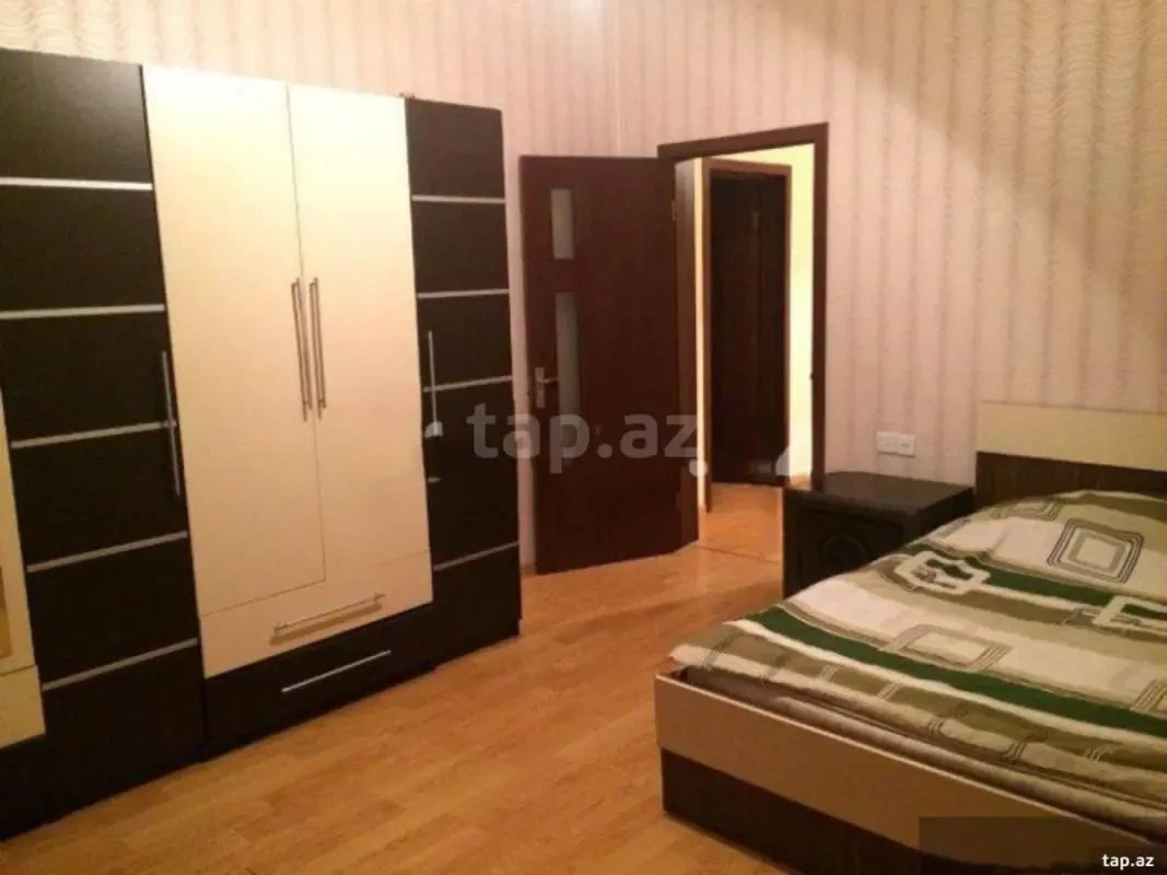 Kirayə verilir 4 otaqlı yeni tikili 190 m²