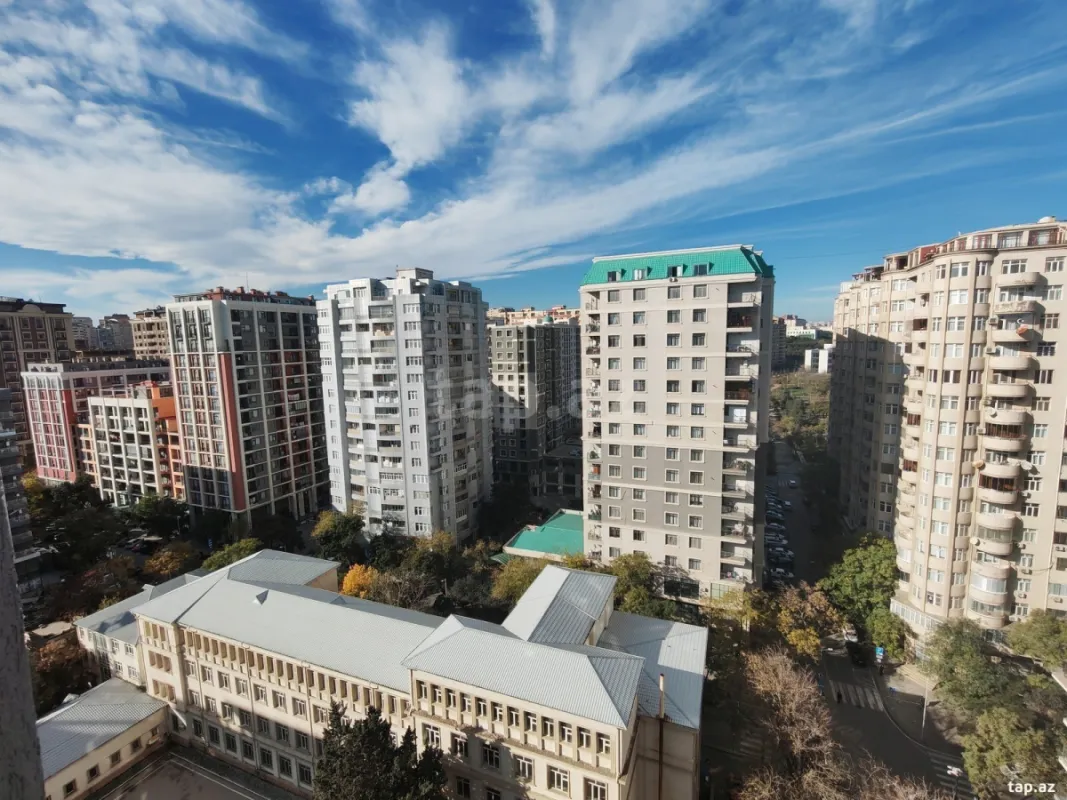 Satılır 1 otaqlı yeni tikili 44 m²