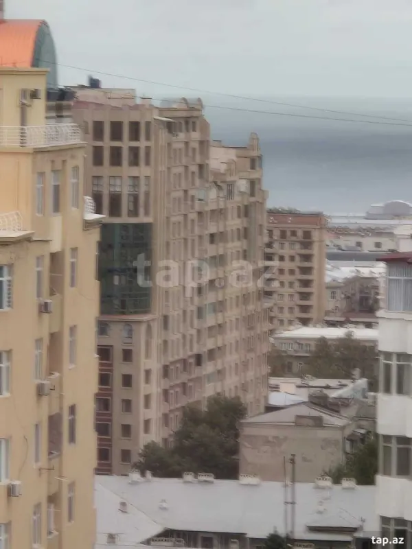 Kirayə verilir 3 otaqlı yeni tikili 120 m²