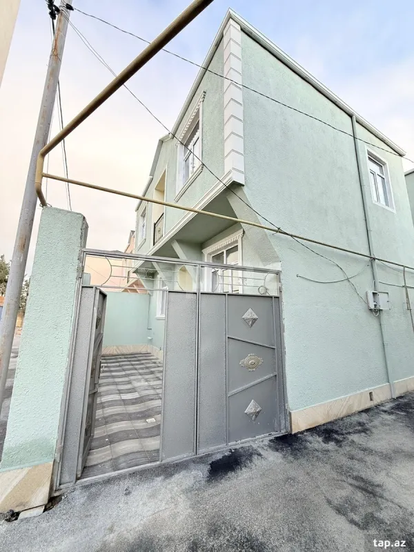 Satılır 4 otaqlı həyət evi 140 m²