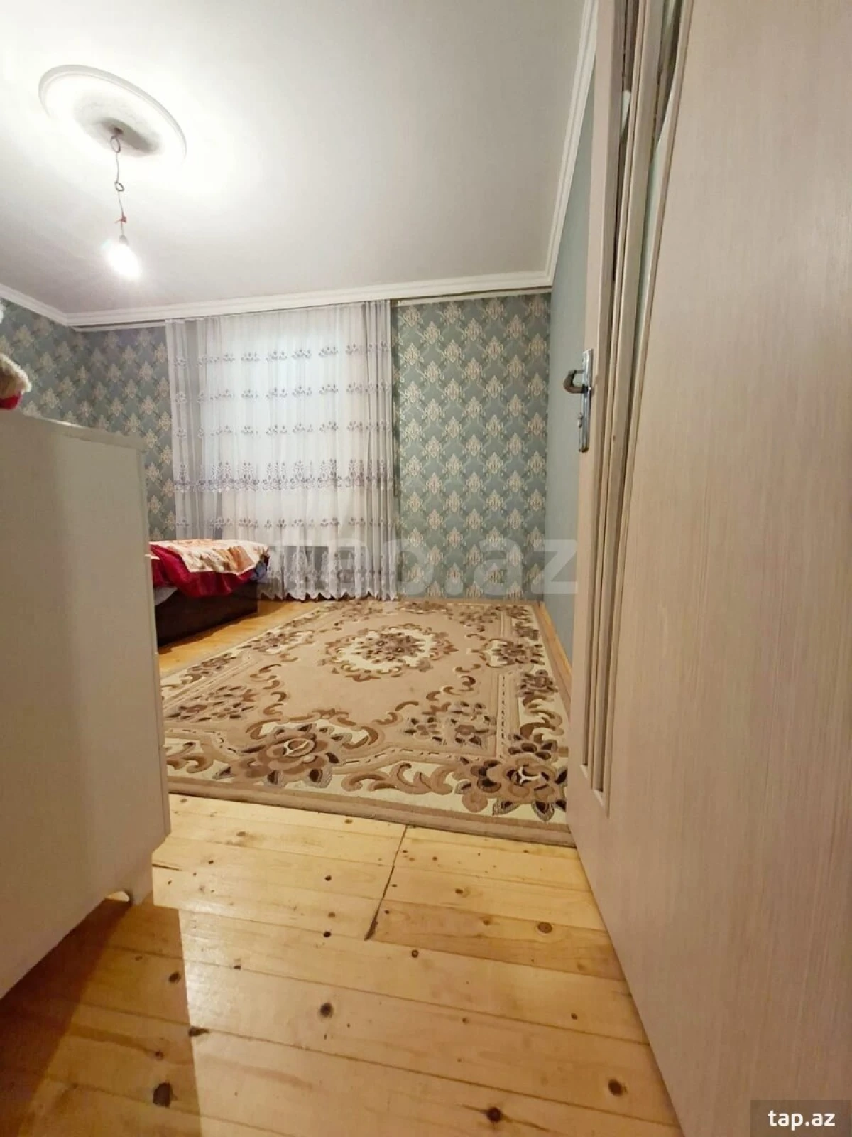 Satılır 3 otaqlı həyət evi
